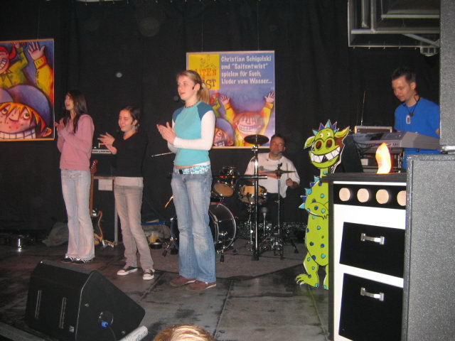 gal/2006/2006 Monheim X-Mas Rock/Sojus 048.jpg